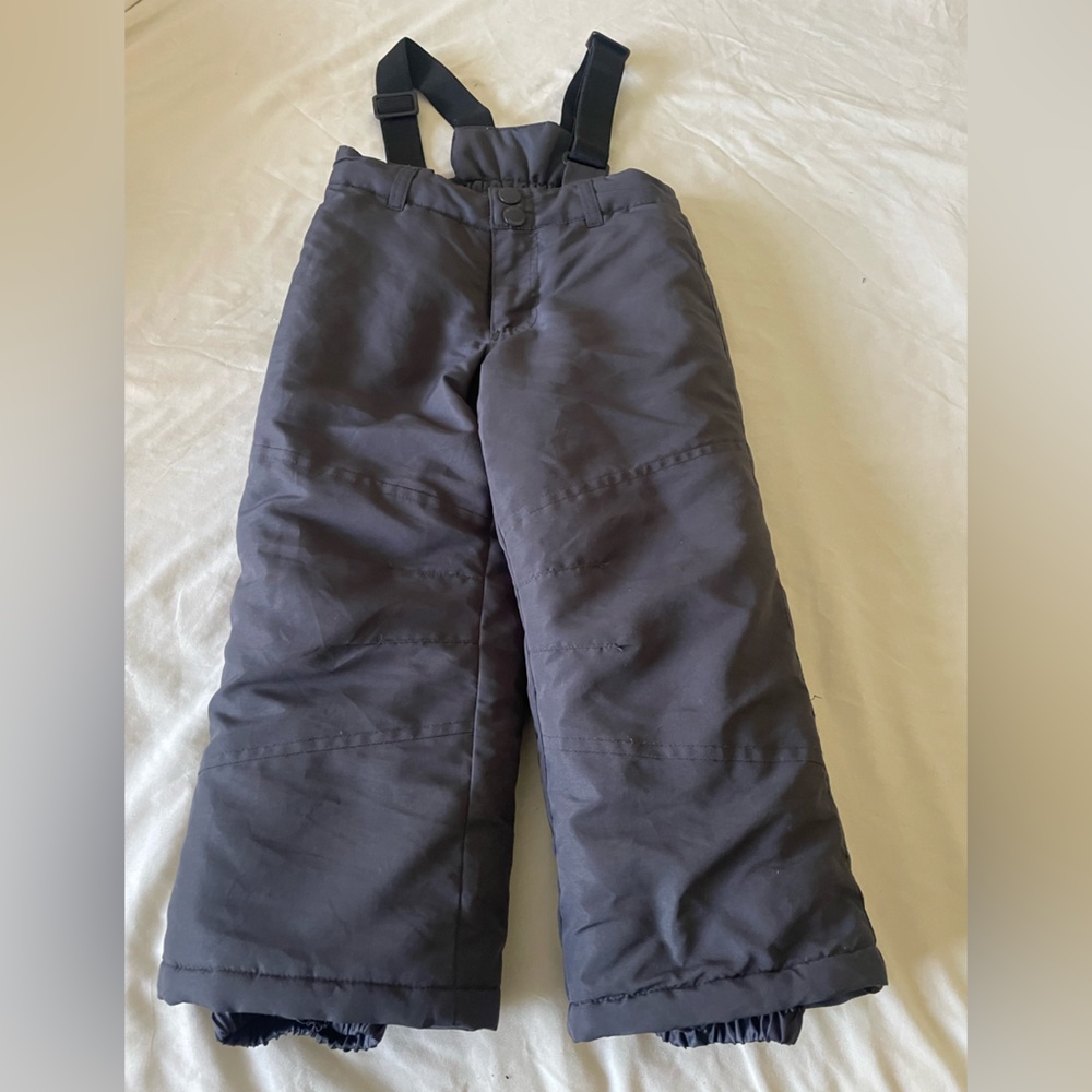 Kids ski jumpsuit size 4